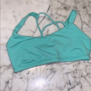 Lululemon sports bra gently worn